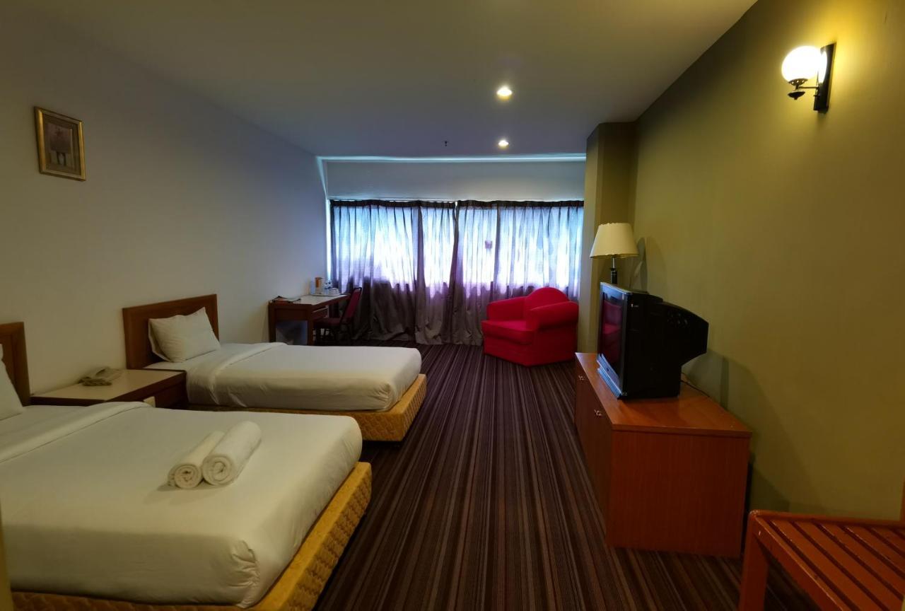 Folkmeldrum Hotel Johor Bahru Exteriör bild