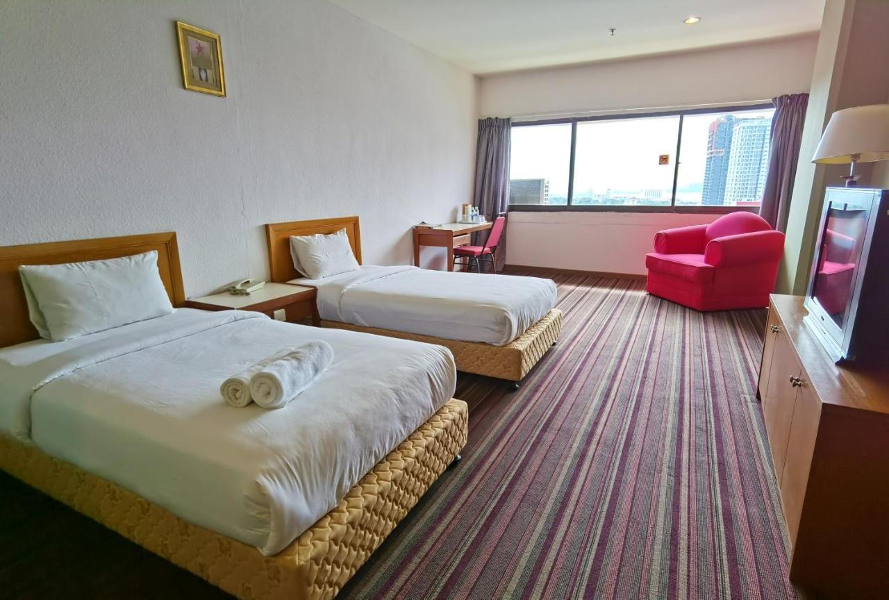 Folkmeldrum Hotel Johor Bahru Exteriör bild