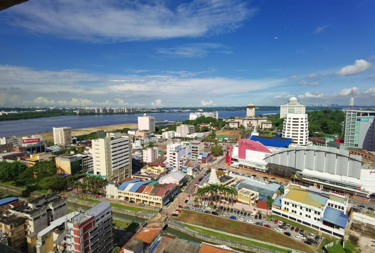 Folkmeldrum Hotel Johor Bahru Exteriör bild