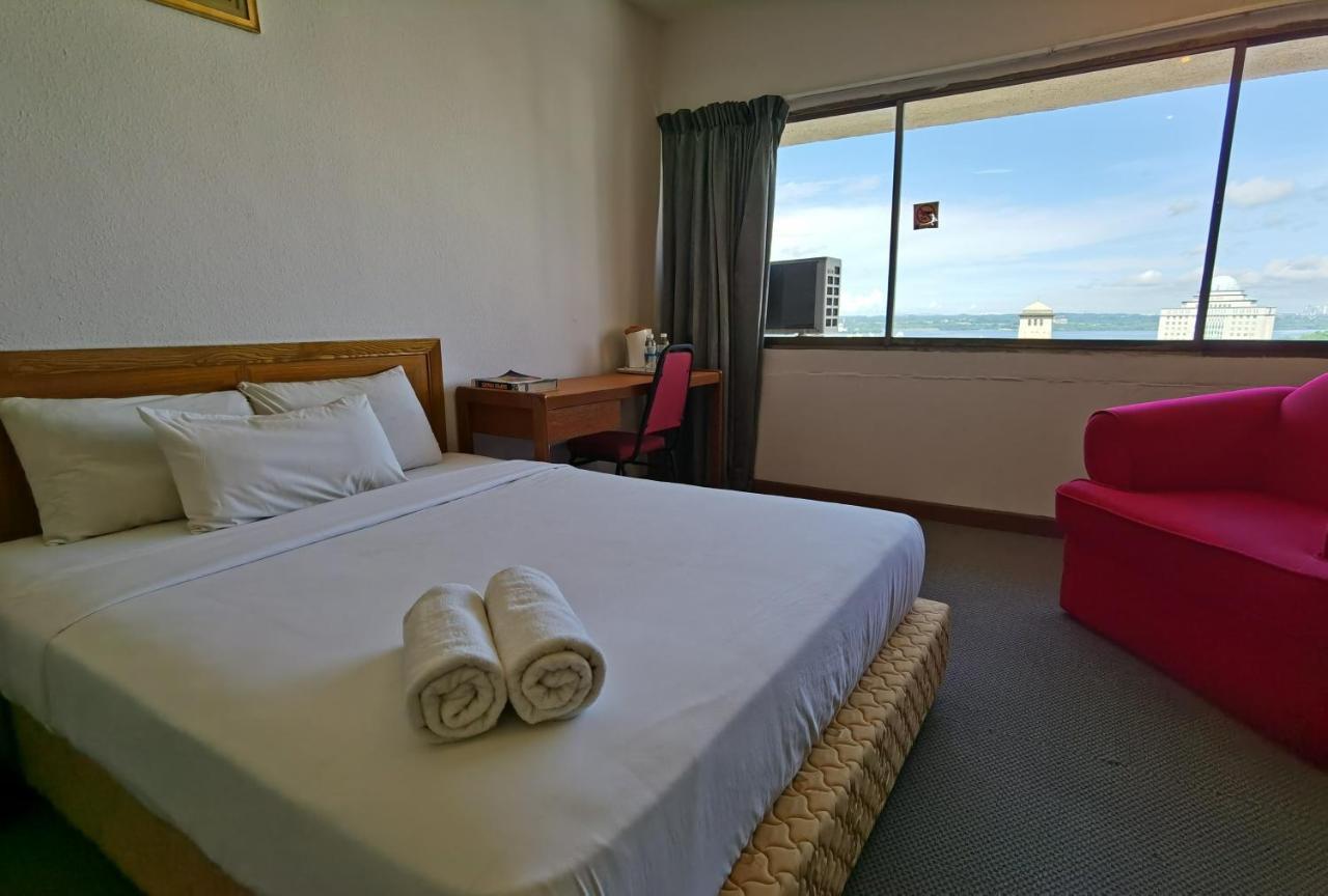 Folkmeldrum Hotel Johor Bahru Exteriör bild